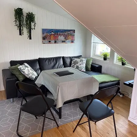 Sandvik Garasjeloft Apartment